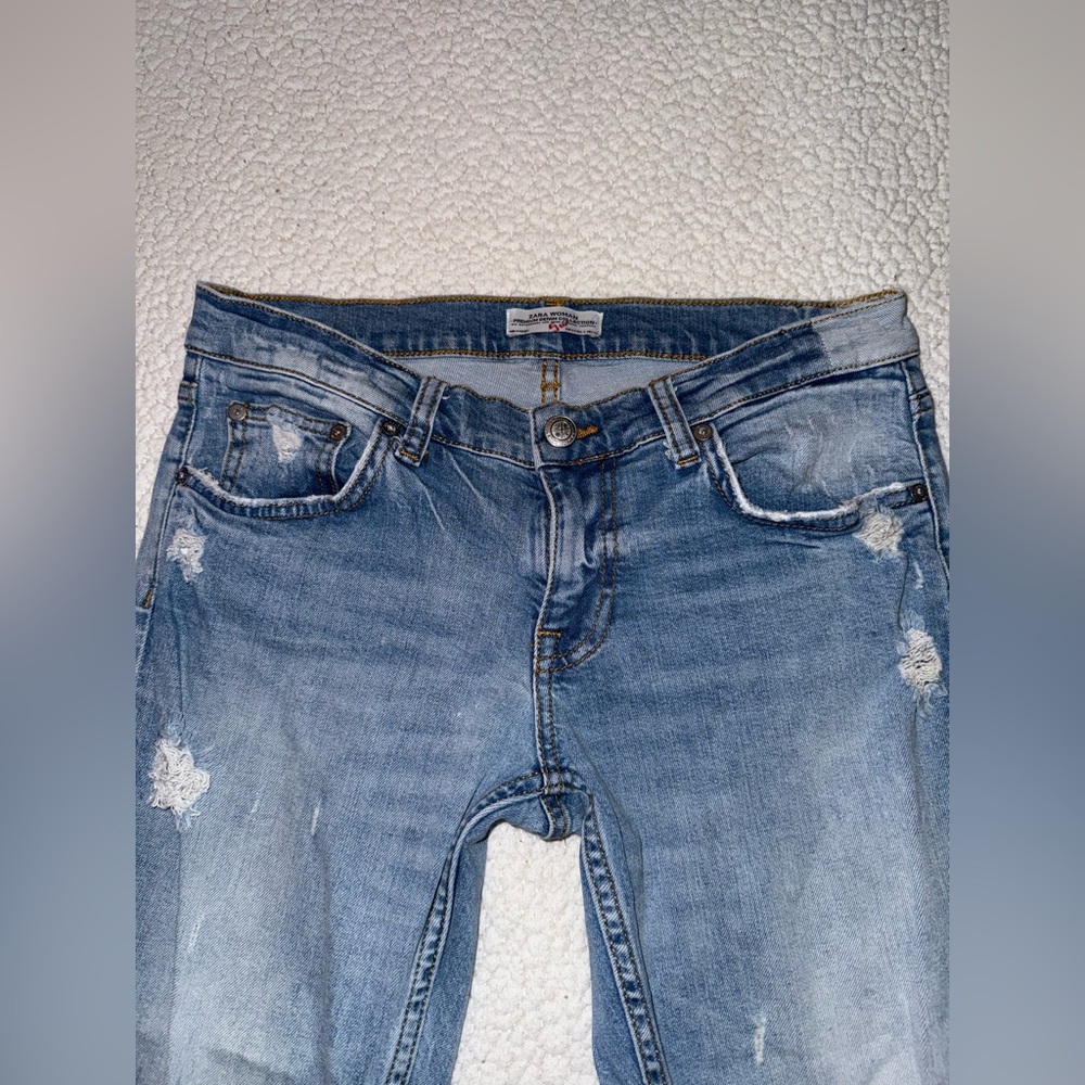 Zara Ripped Jean pants - Picture 2 of 3